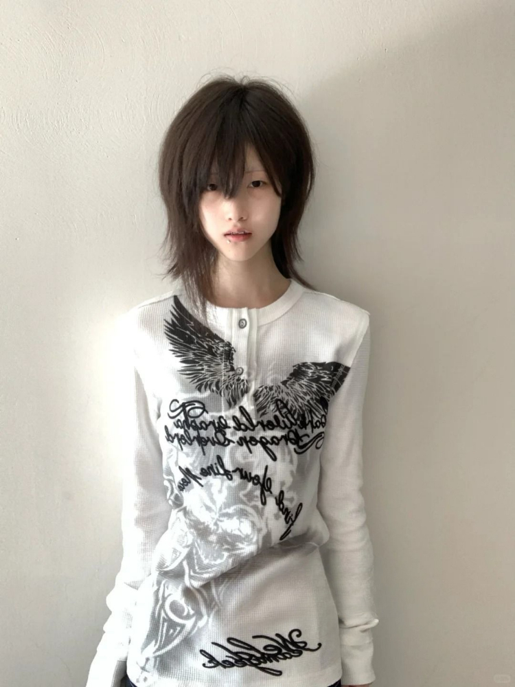 Japanese Vintage Wing Letter P - Summer Grunge Clothing review and price