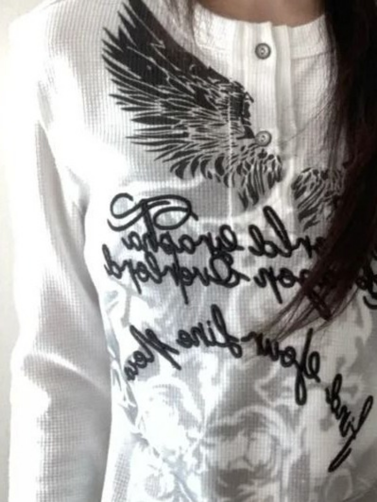 Japanese Vintage Wing Letter P - Summer Grunge Clothing review and price